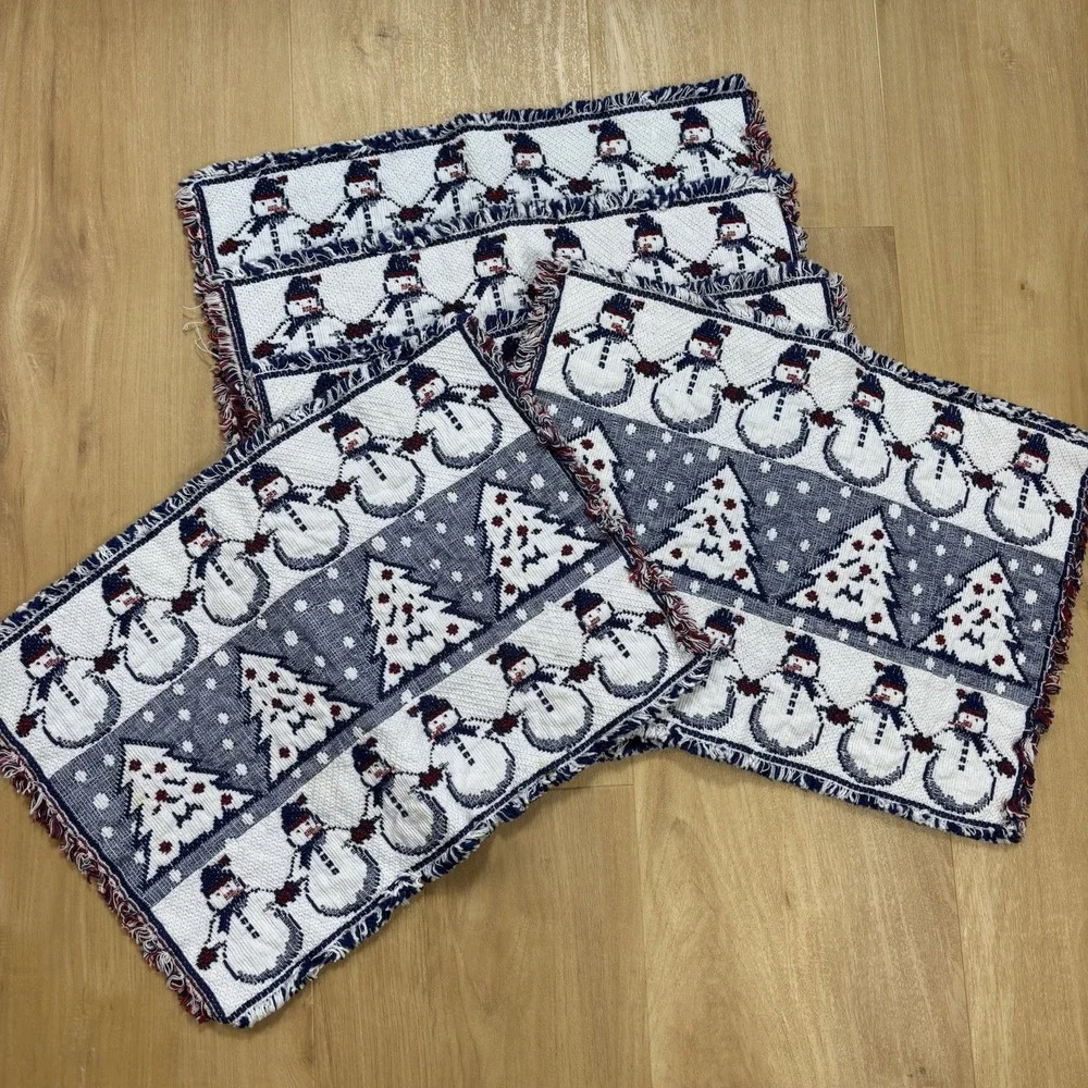 Snowmen Fabric Tapestry Placemats Fringe Edges Set of 5 Christmas Holiday Winter